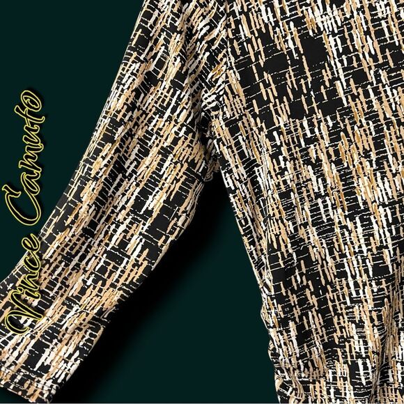 Preowned EUC Vince Camuto Abstract Print Stretch Blouse – Size M - Picture 5 of 8
